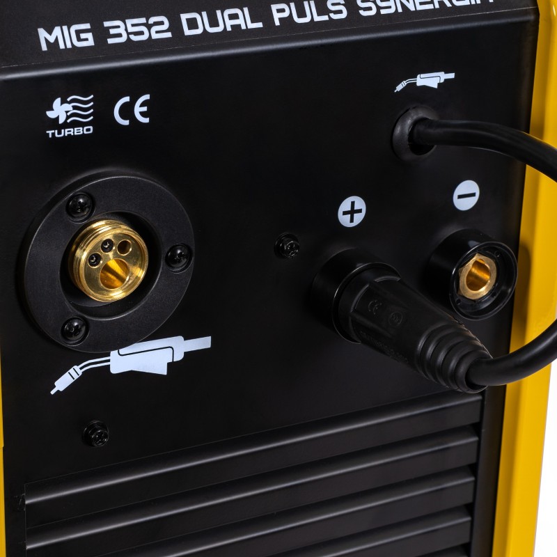 Spawarka inwerterowa Magnum MIG/MAG 352 Dual Puls Synergia LCD 4x4, MB24/3